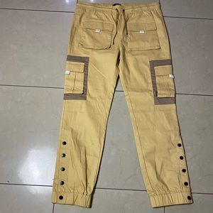 The hideout clothing pants size 3xl
